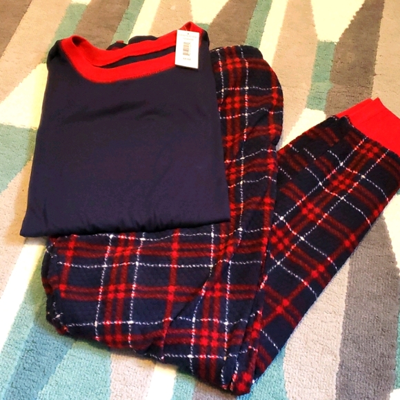 Weatherproof Other - 2/$25- Weatherproof vintage 2-piece pj set